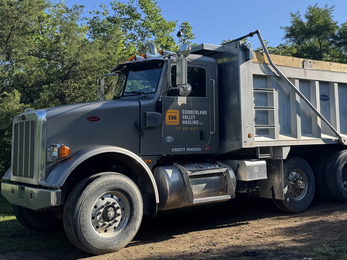 Cumberland Valley Hauling tri-axle dump truck, unit 26